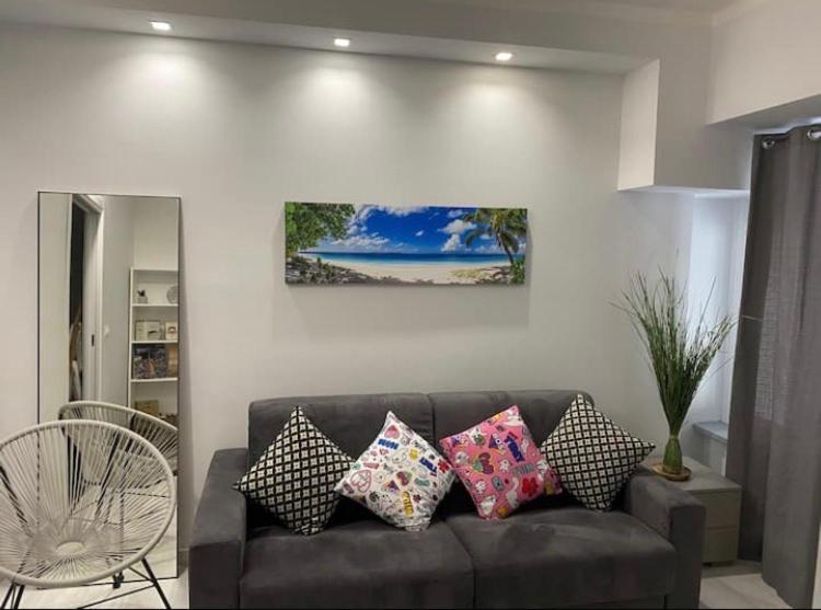 Calandra Studio Apartment Turin Bagian luar foto